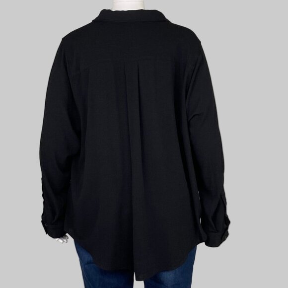 Torrid black shirt - Picture 2 of 6